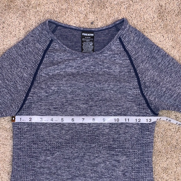 PINK Active Victoria’s Secret Women’s Navy Heather Long Sleeve Workout Top - Picture 7 of 9